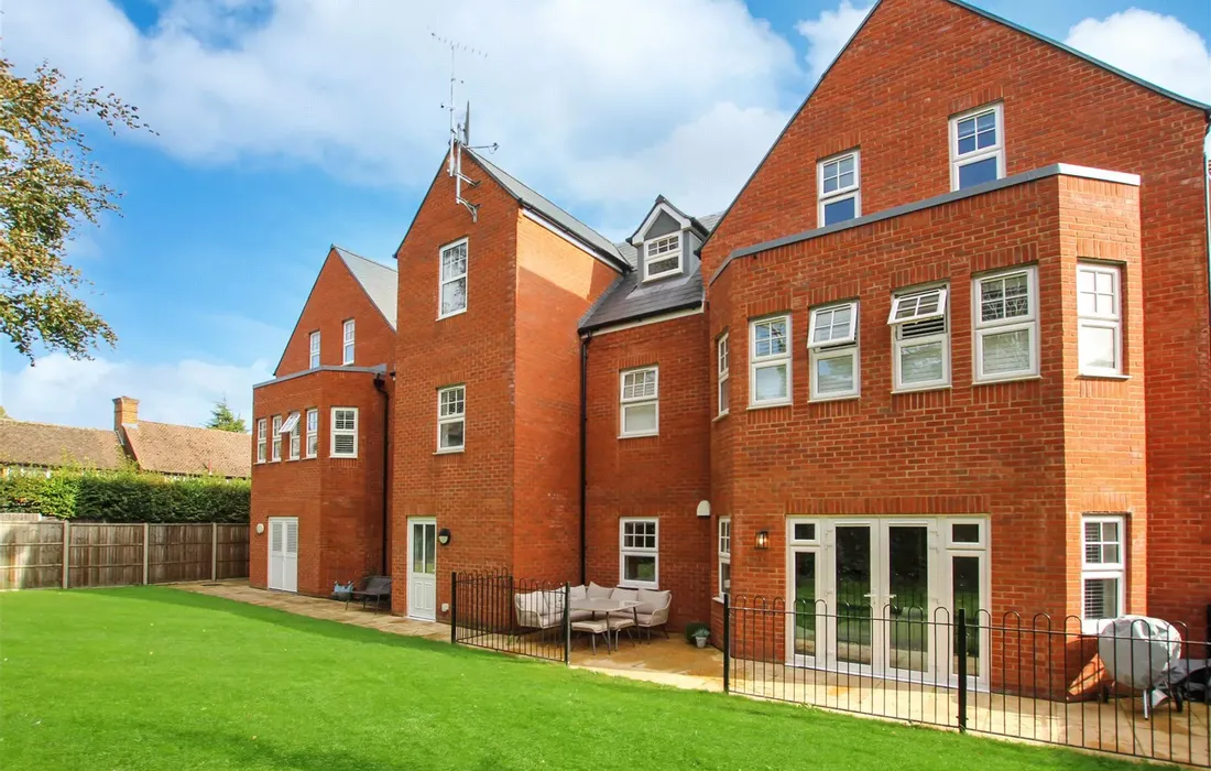 1 bedroom apartment for sale