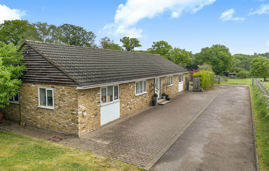 3 bedroom bungalow for sale
