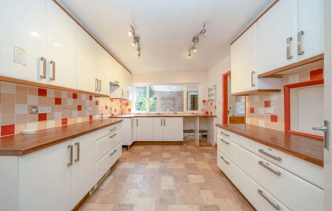 3 bedroom bungalow for sale