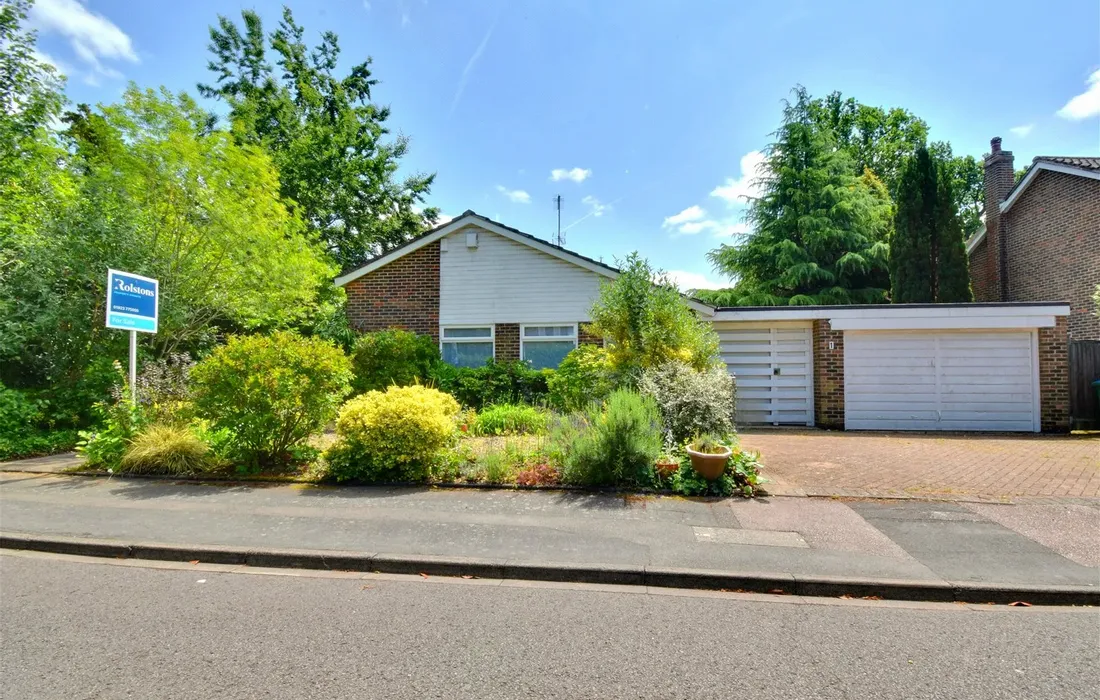 3 bedroom bungalow for sale