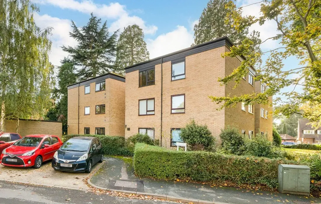 2 bedroom apartment for sale