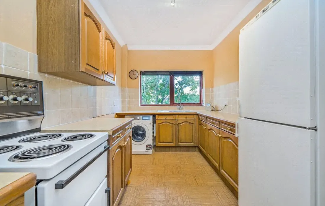 2 bedroom apartment for sale