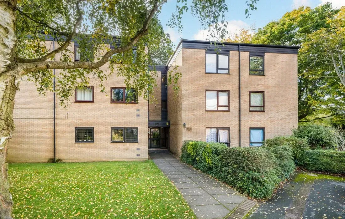 2 bedroom apartment for sale