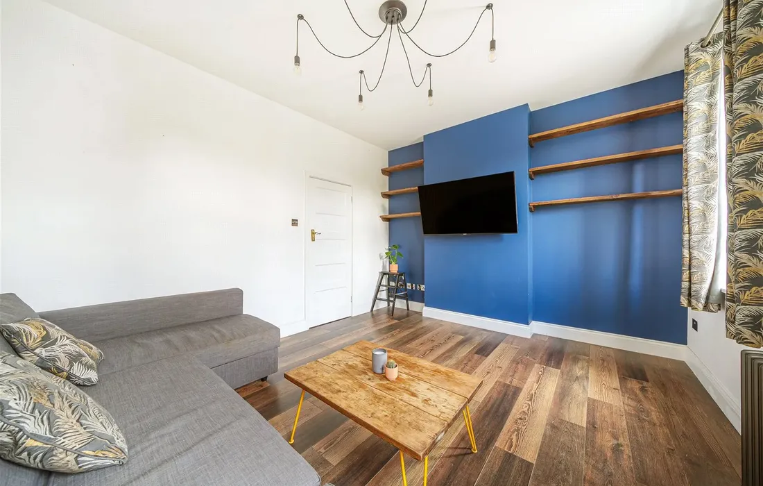 2 bedroom apartment for sale