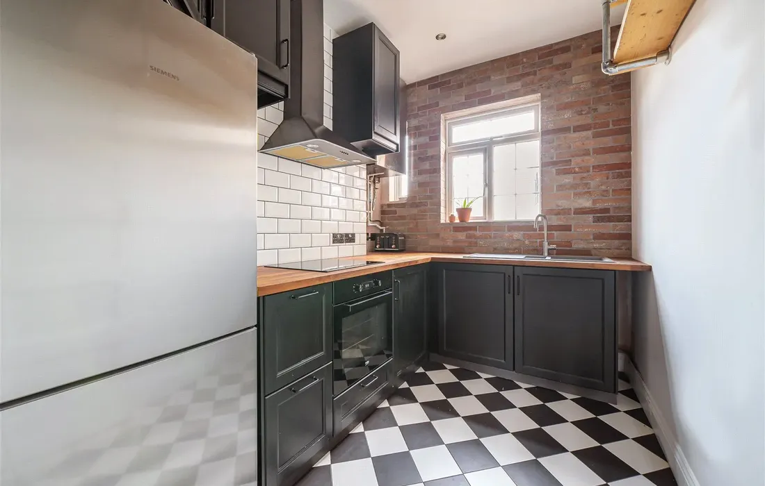 2 bedroom apartment for sale