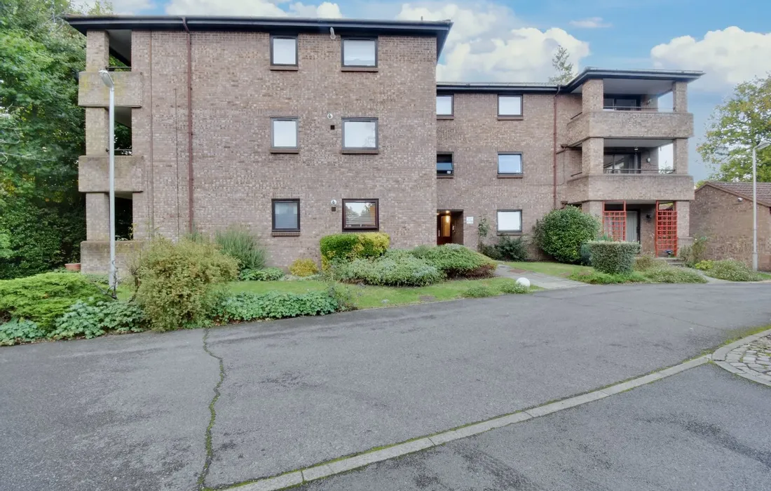 2 bedroom apartment to rent