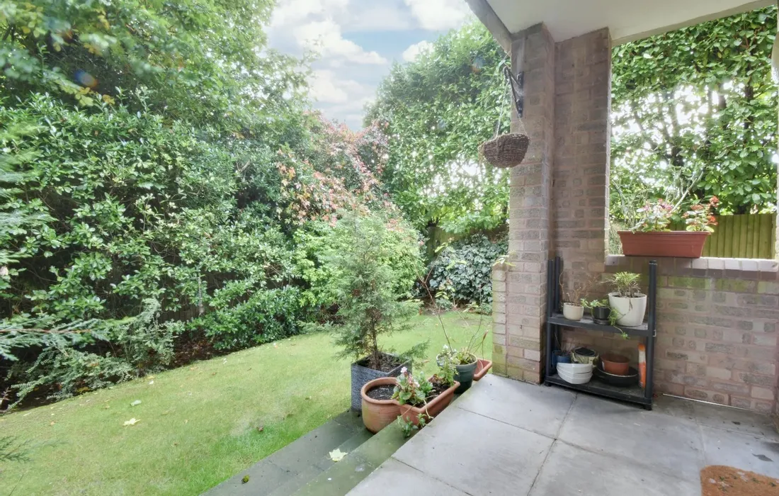 2 bedroom apartment to rent