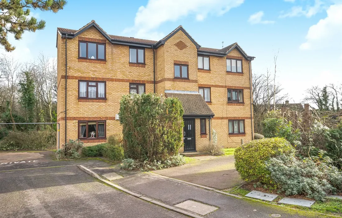 1 bedroom apartment for sale