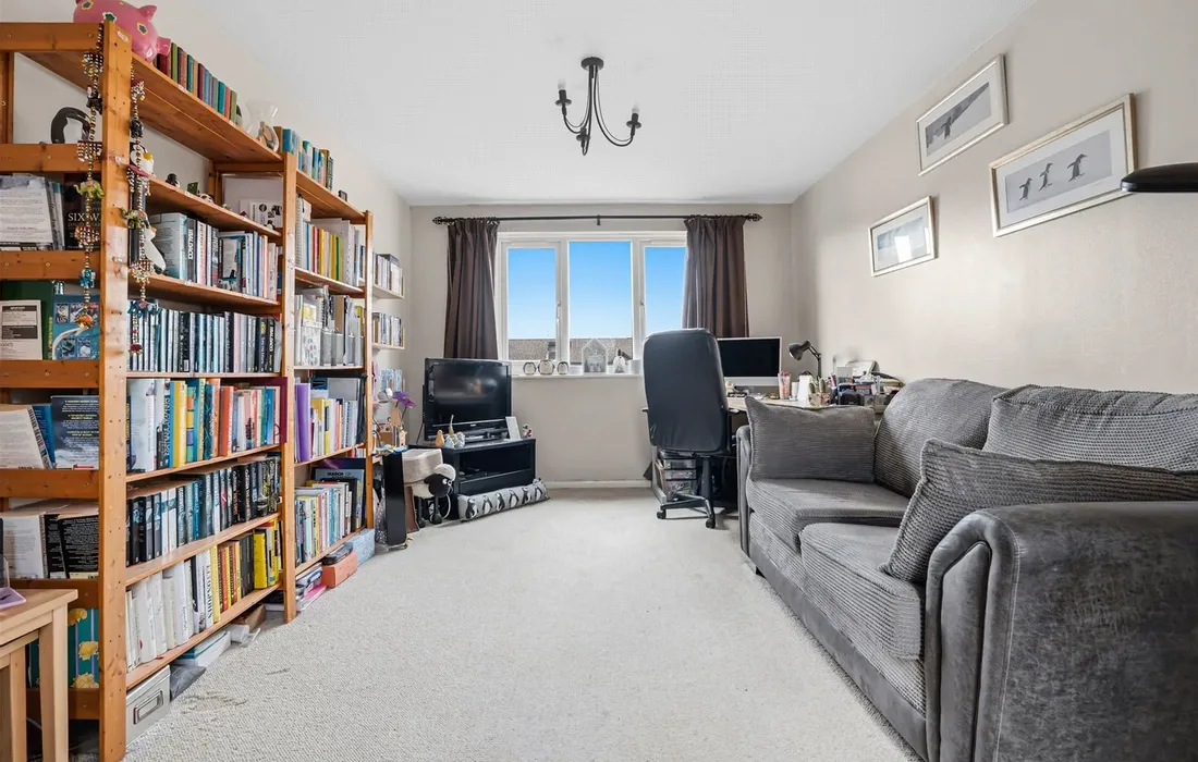 1 bedroom apartment for sale