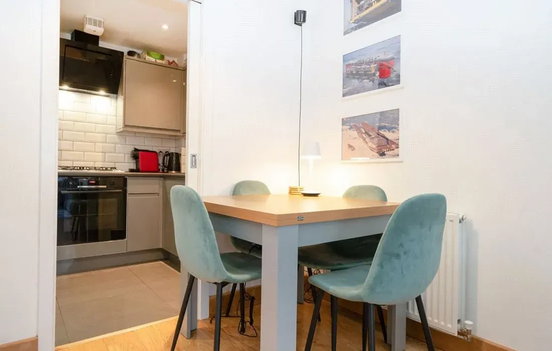 2 bedroom apartment for sale