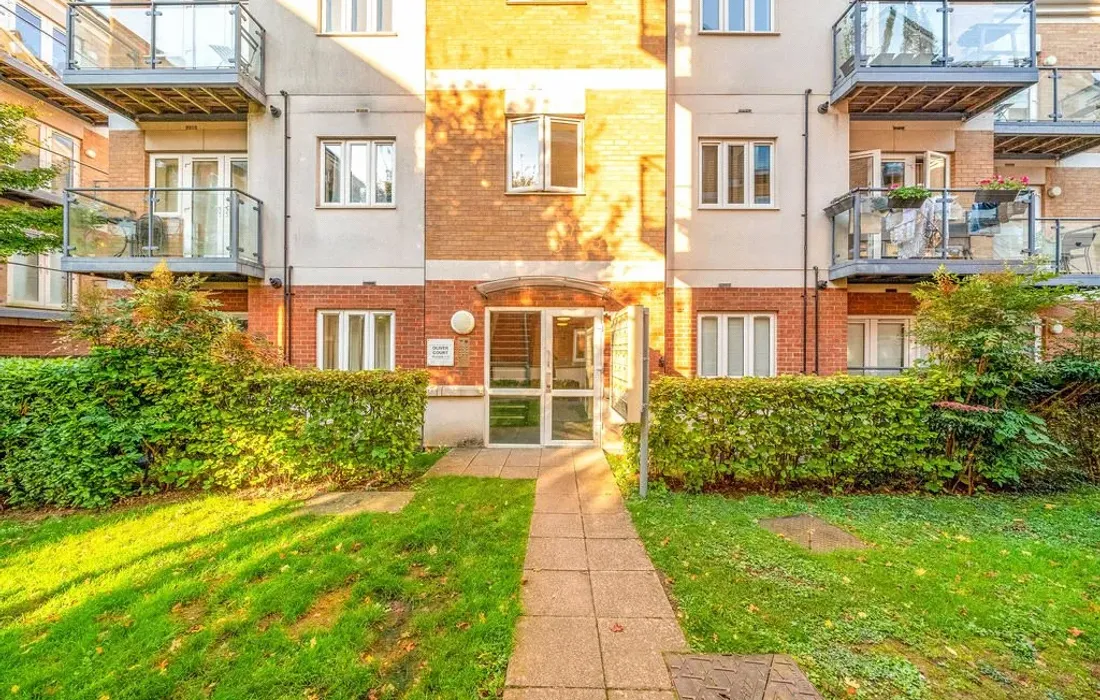 2 bedroom apartment for sale