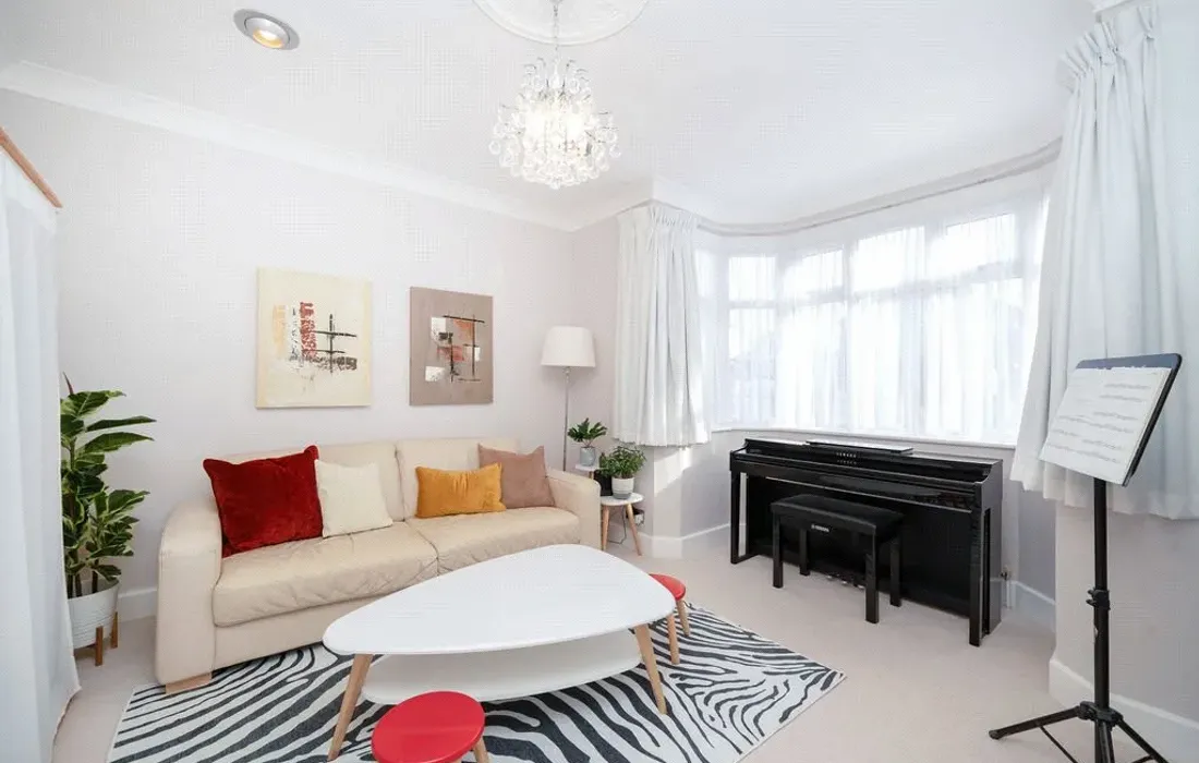 5 bedroom house for sale