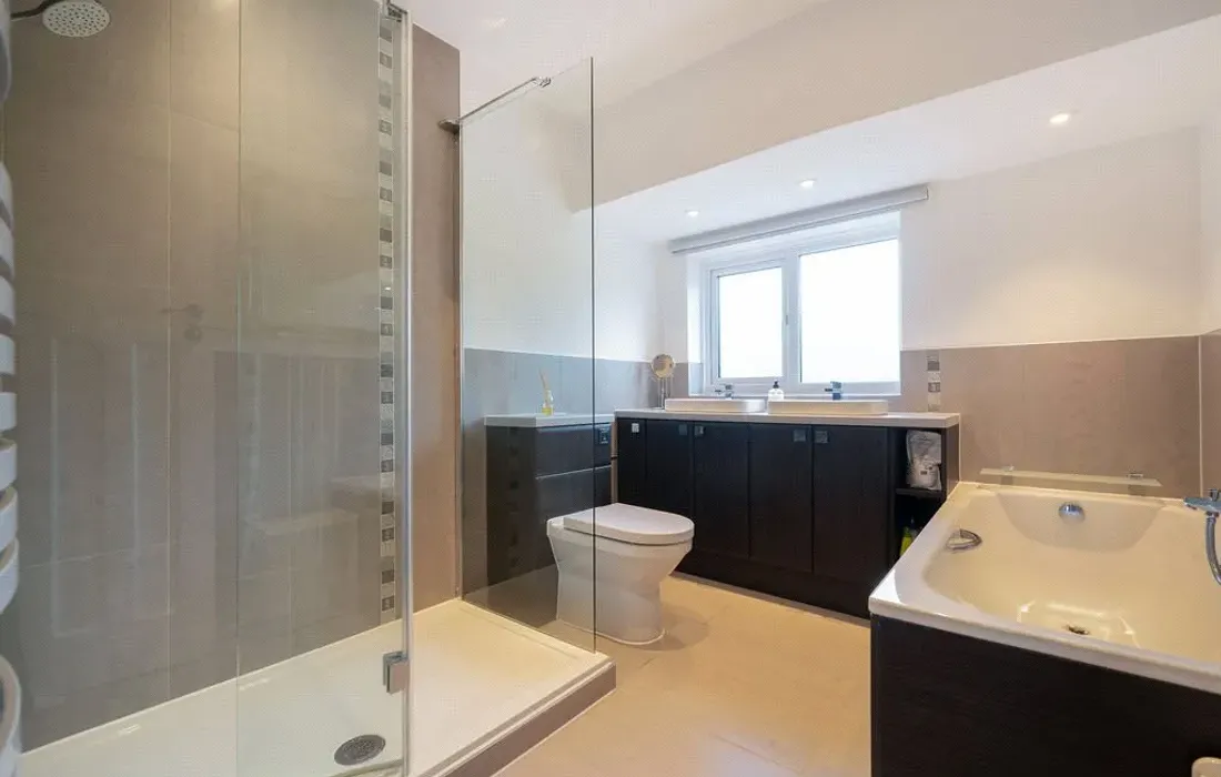 5 bedroom house for sale