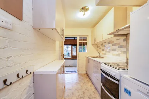 3 bedroom house to rent