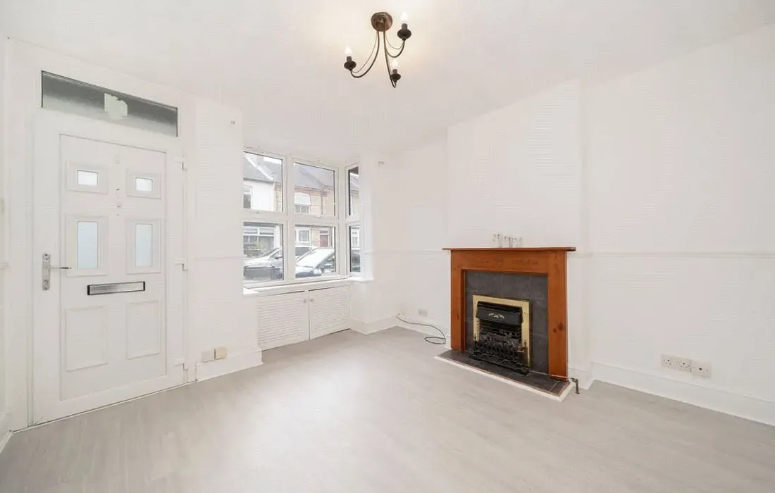 2 bedroom house to rent