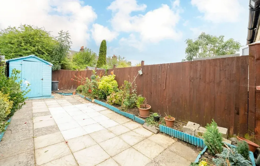 2 bedroom house to rent