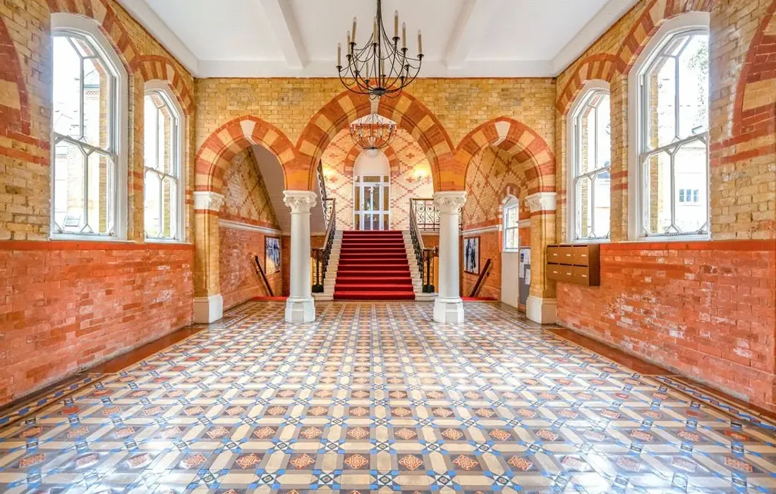 2 bedroom apartment for sale