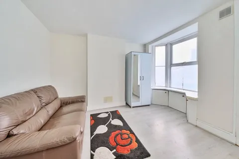 2 bedroom house for sale