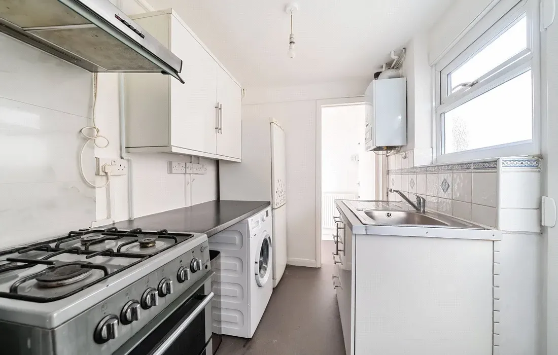 2 bedroom house for sale