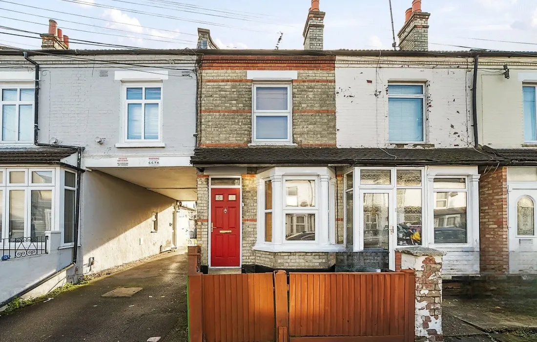 2 bedroom house for sale