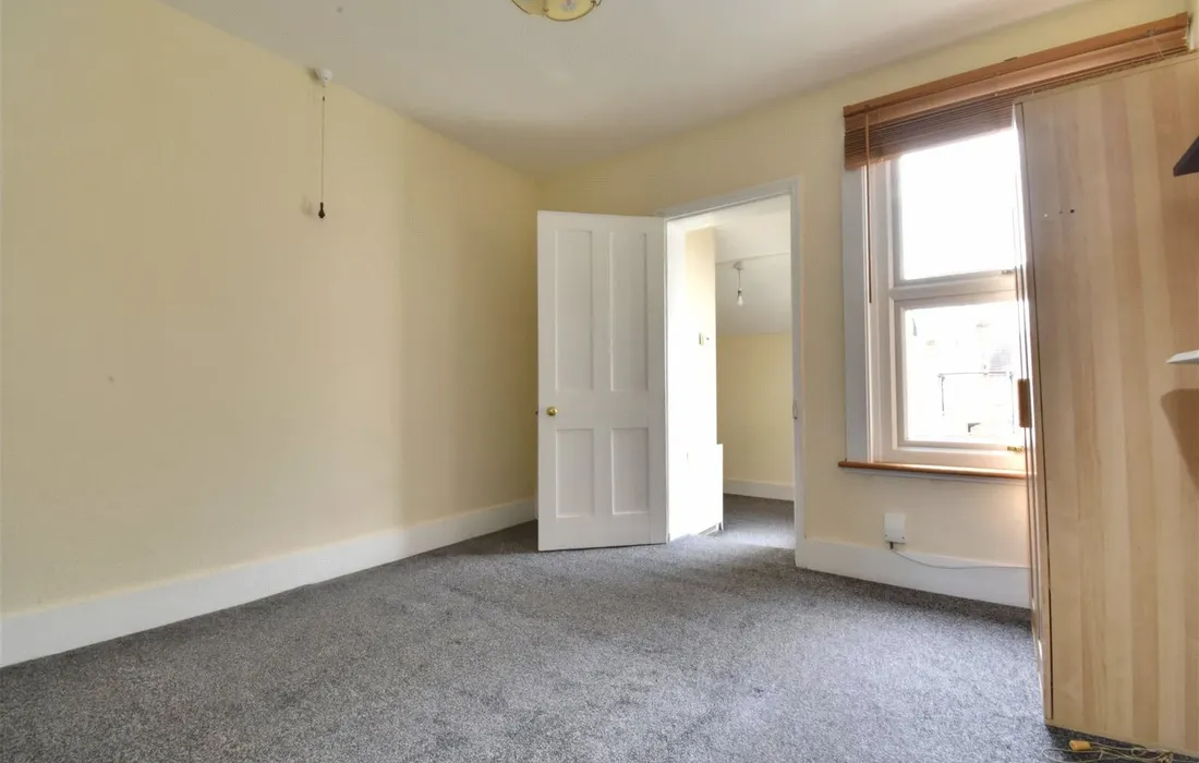 2 bedroom house for sale