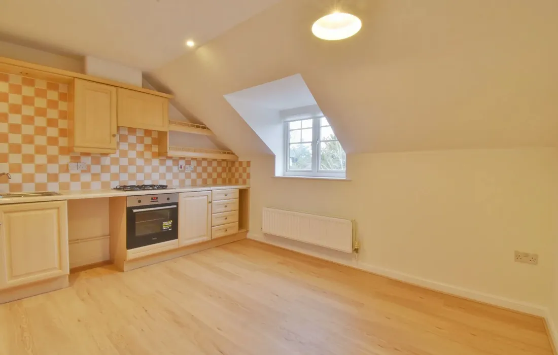 2 bedroom apartment to rent