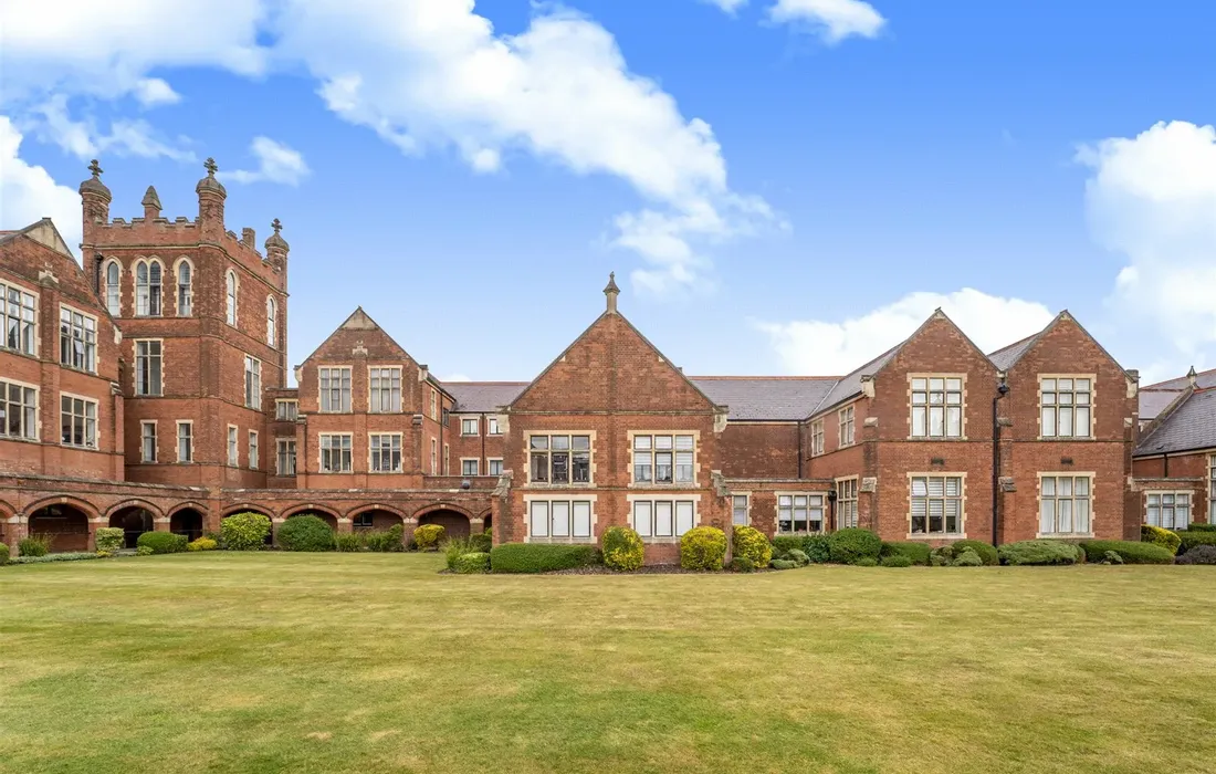 1 bedroom apartment for sale