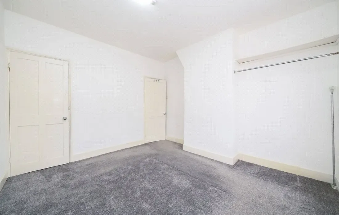 2 bedroom house for sale