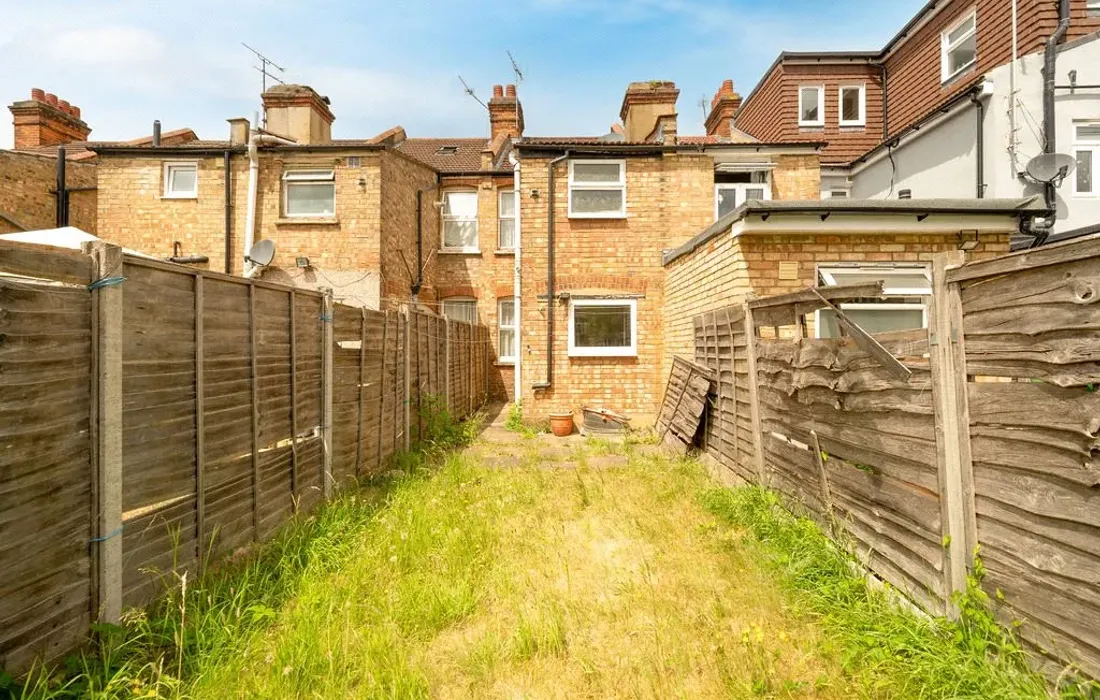 2 bedroom house for sale