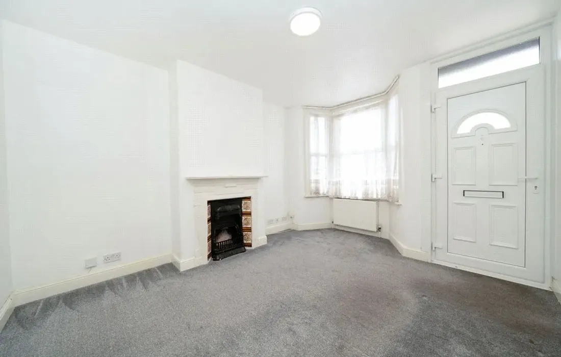 2 bedroom house for sale