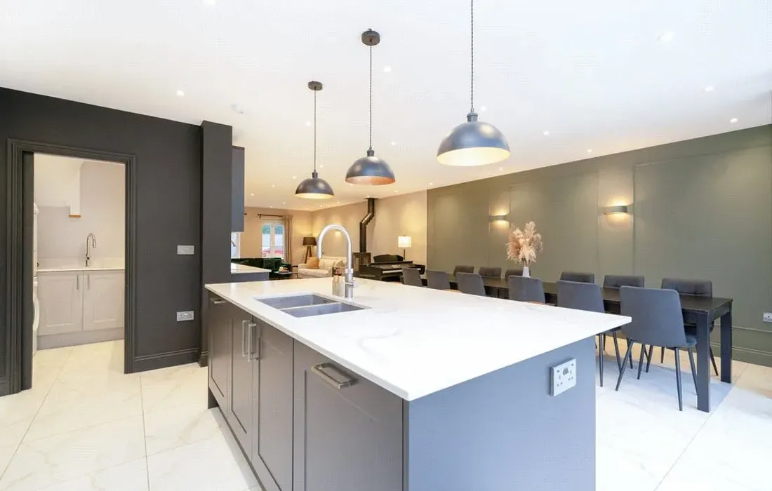 4 bedroom house for sale