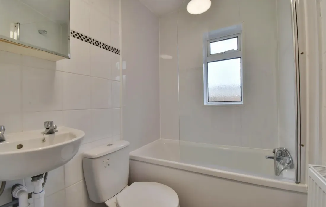 2 bedroom house to rent