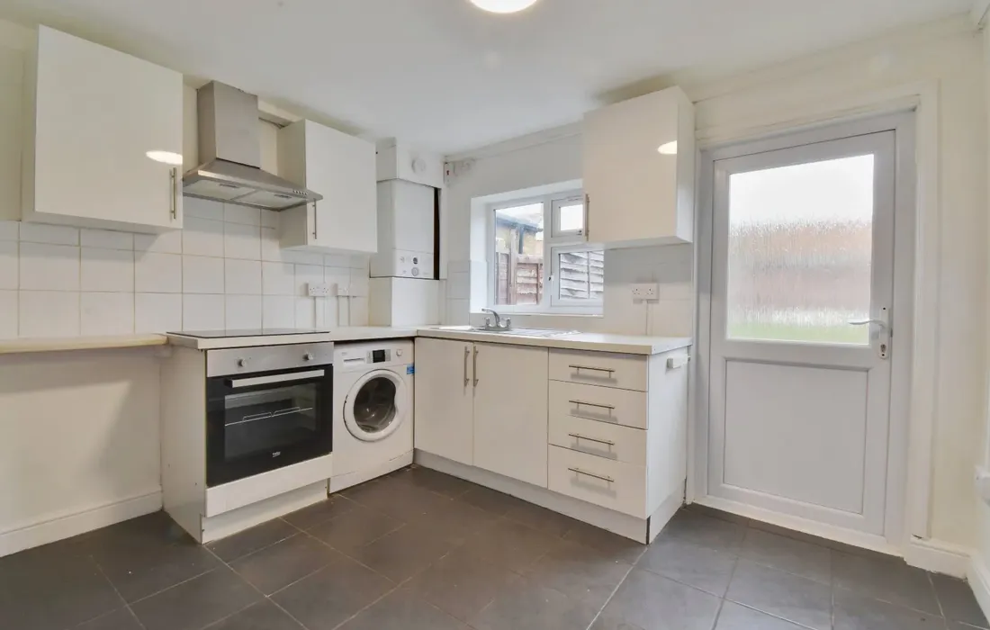 2 bedroom house to rent