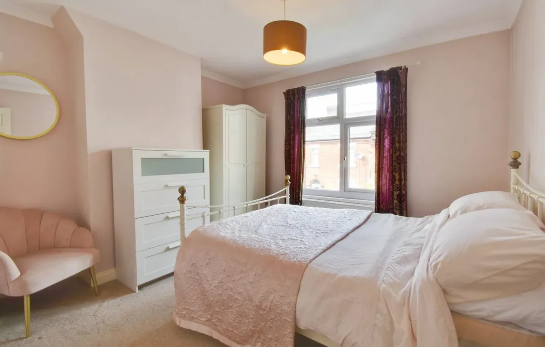 2 bedroom house to rent