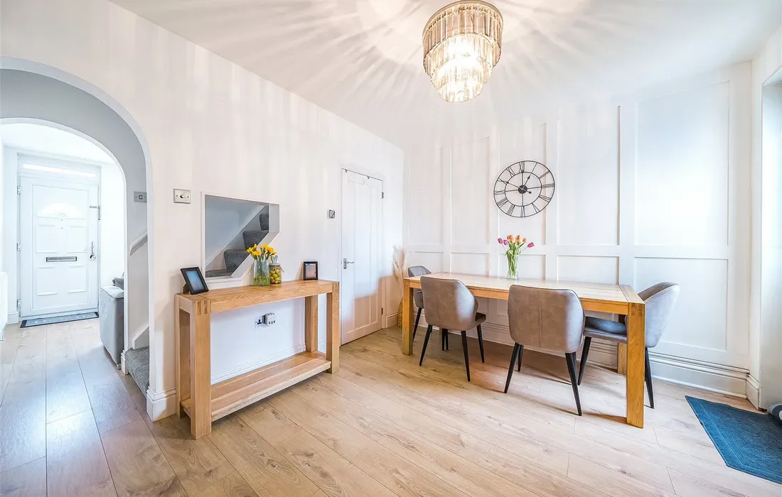 2 bedroom house for sale