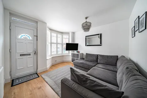 2 bedroom house for sale