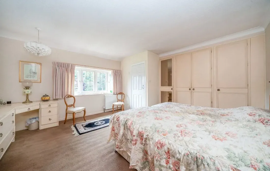 5 bedroom house for sale