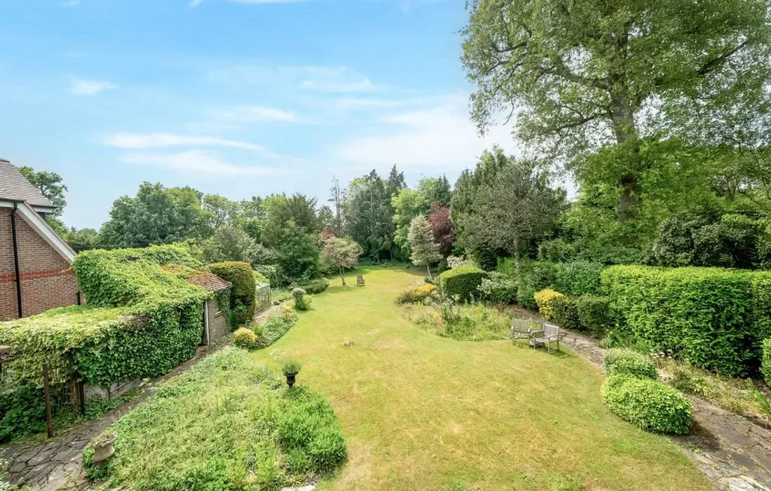 5 bedroom house for sale