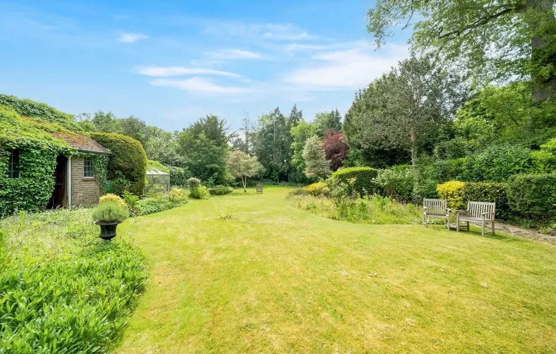 5 bedroom house for sale