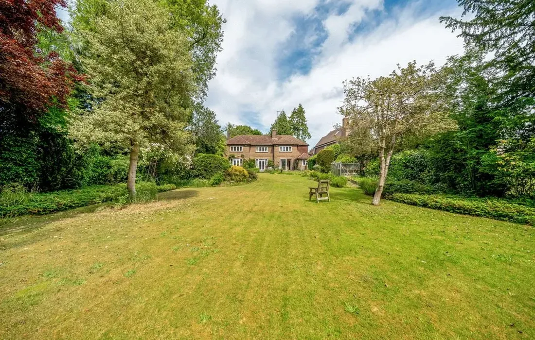 5 bedroom house for sale