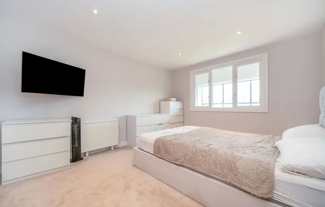 3 bedroom apartment for sale