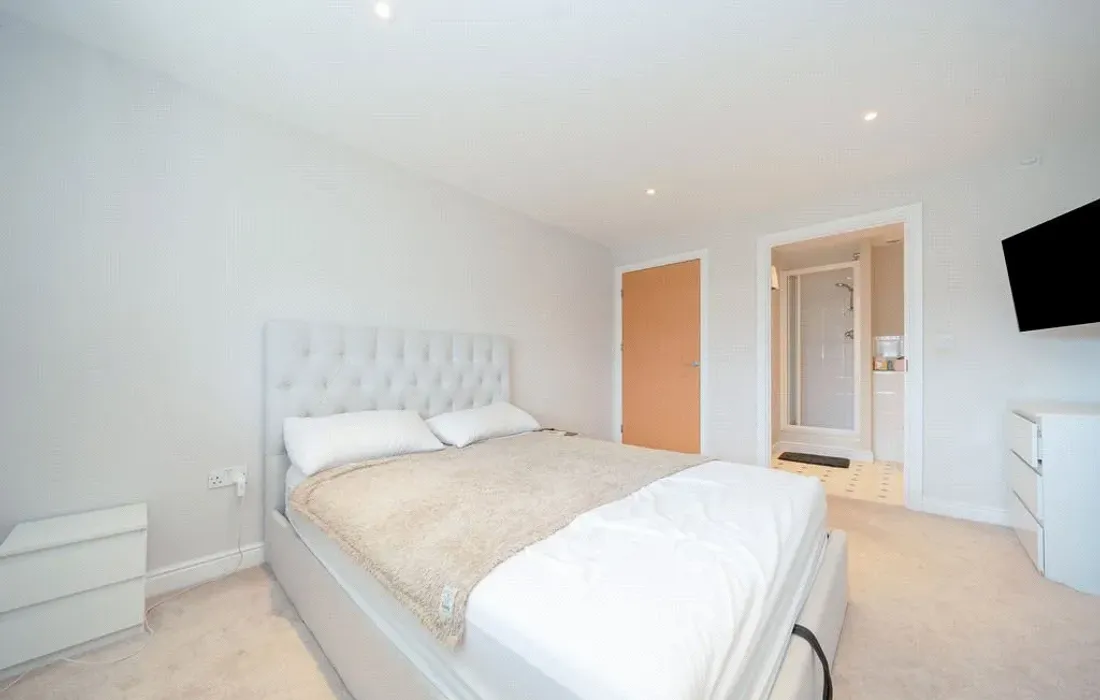 3 bedroom apartment for sale