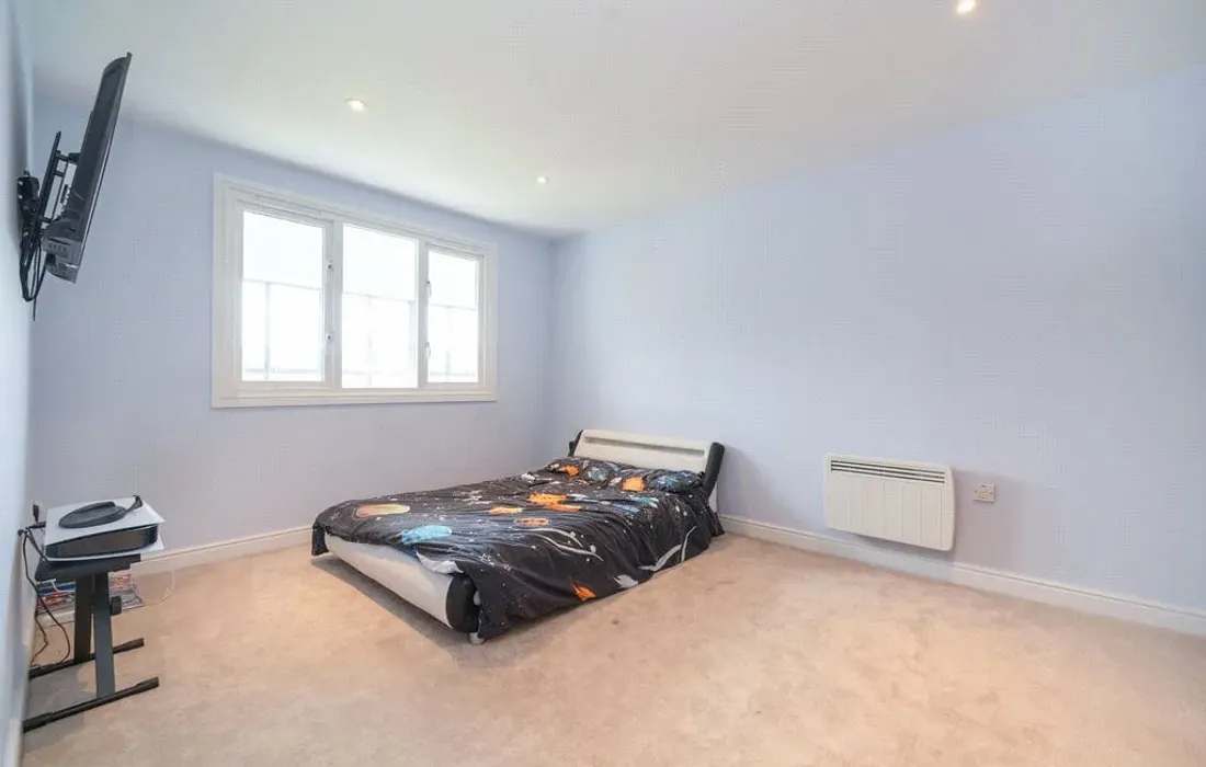 3 bedroom apartment for sale