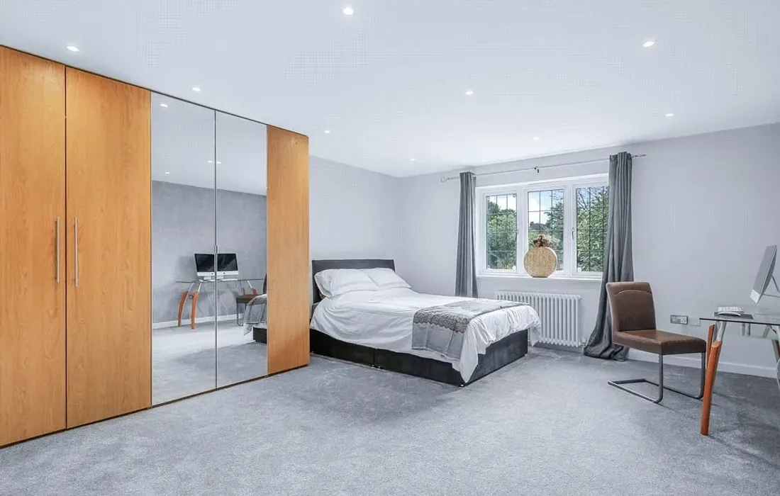 5 bedroom house for sale