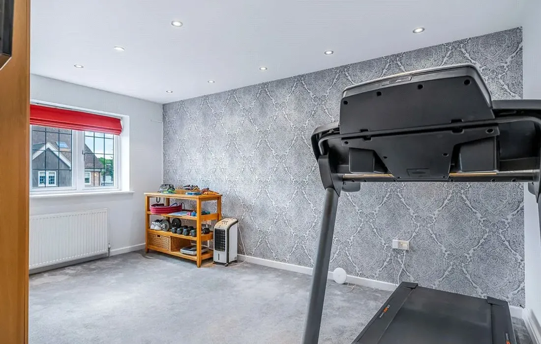 5 bedroom house for sale