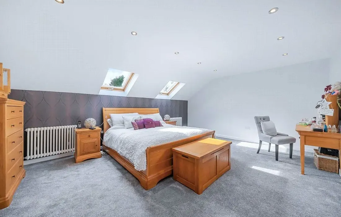 5 bedroom house for sale