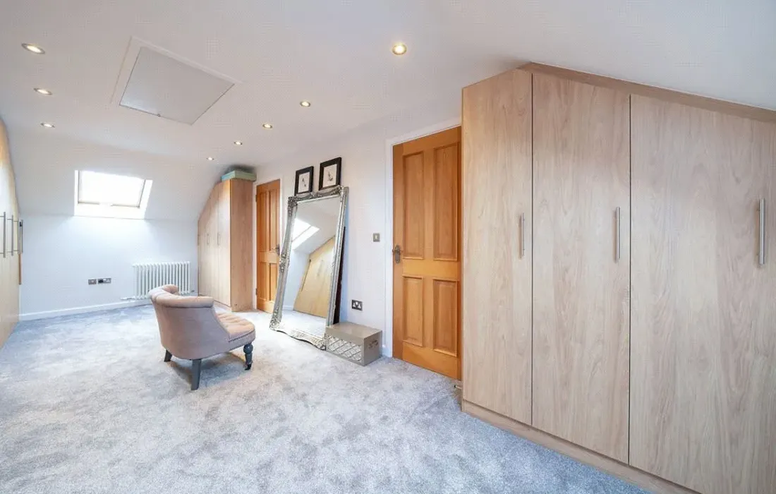 5 bedroom house for sale