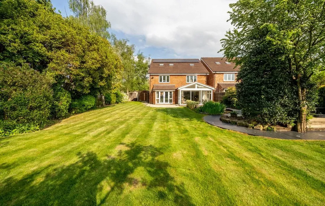 5 bedroom house for sale