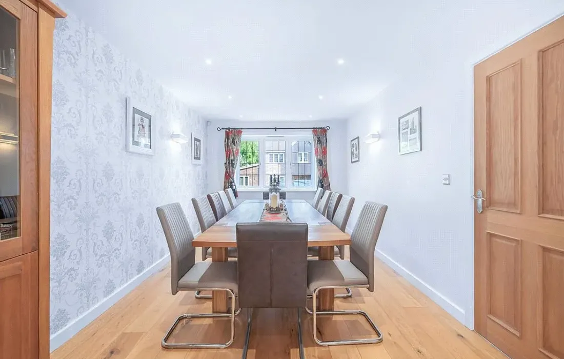 5 bedroom house for sale