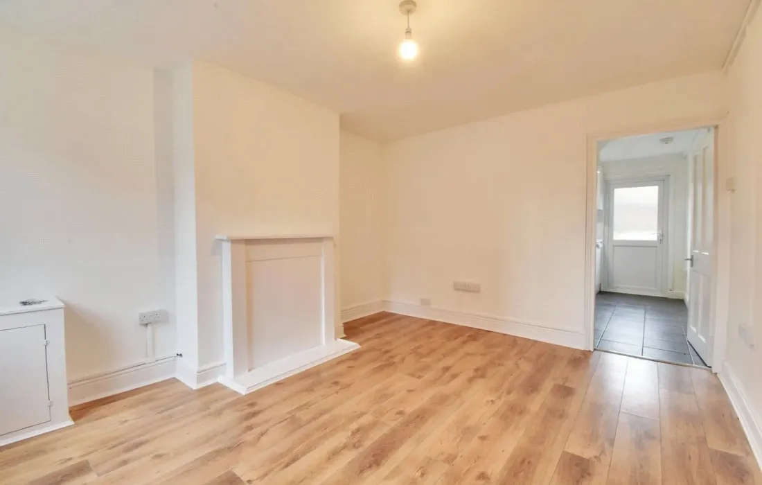 2 bedroom house for sale